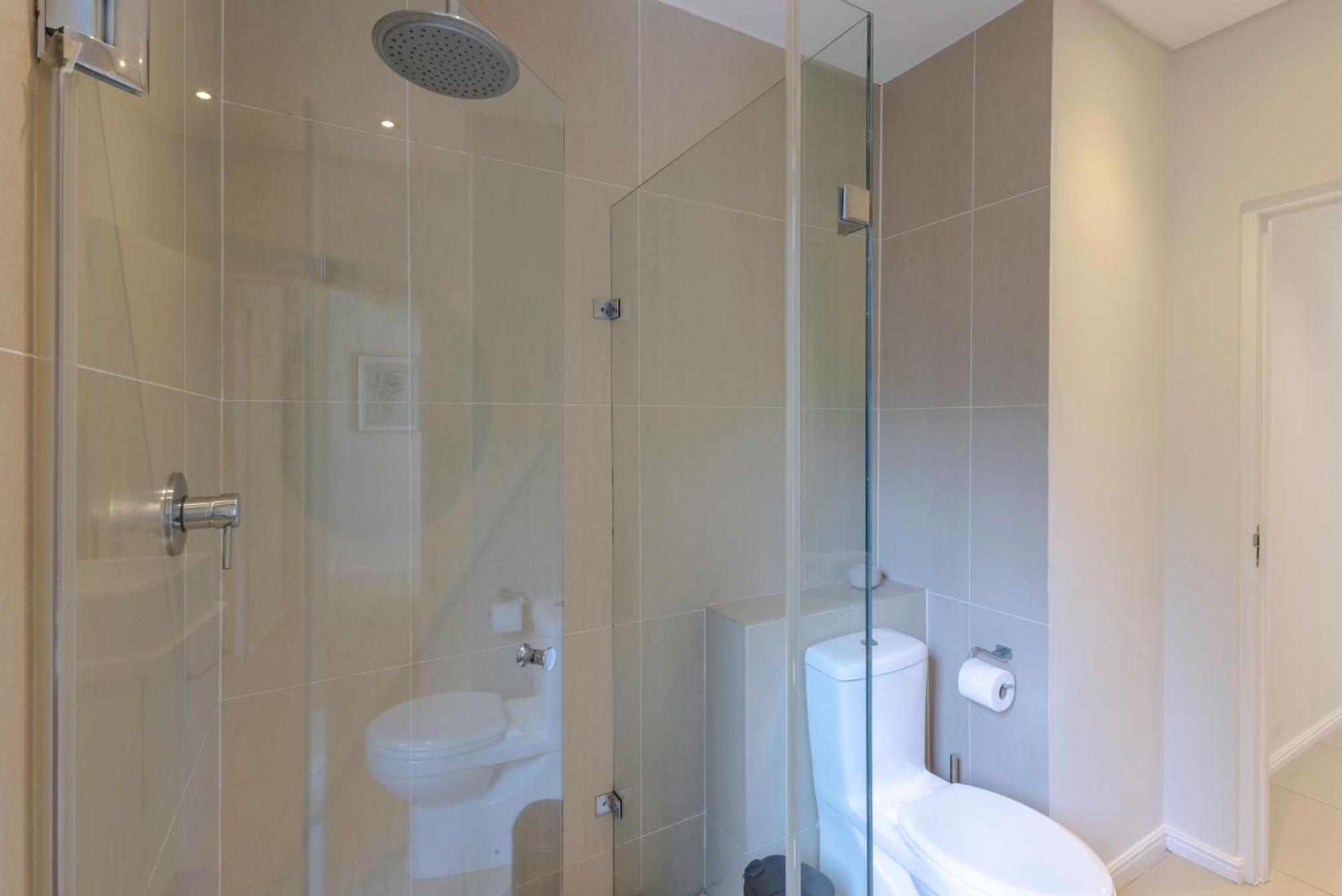 Holiday home 6b On Highworth Cape Town